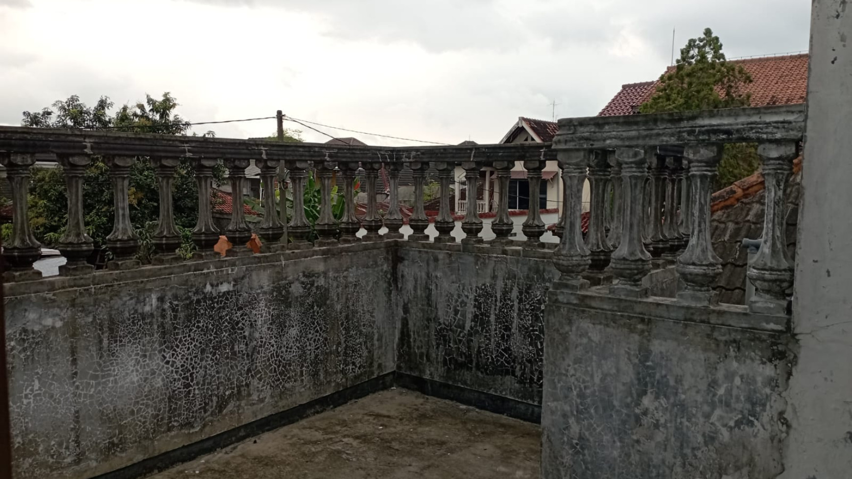 RUMAH DI TENGAH KOTA JOGJA DAERAH UMBULHARJO KODYA