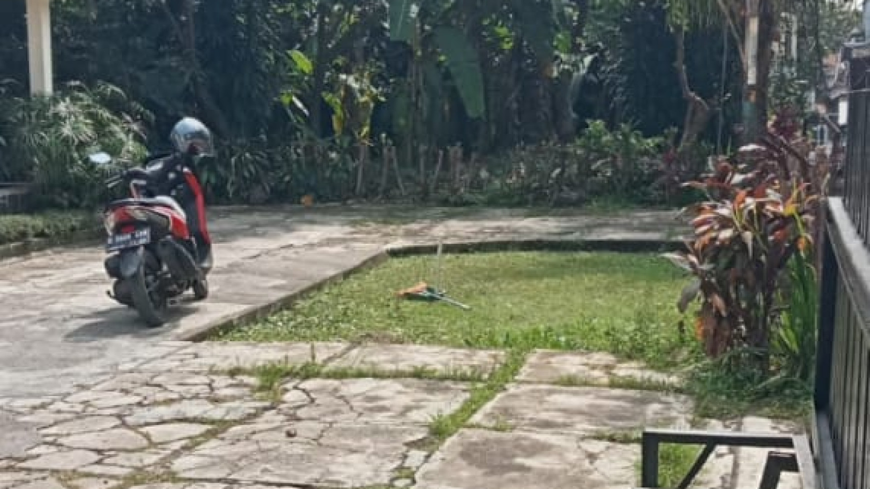 Rumah Kost Hitung Tanah di Sayap Dago, Bandung