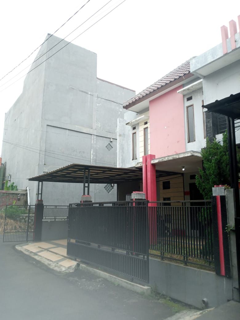 rumah cantik siap huni di puri binta regency