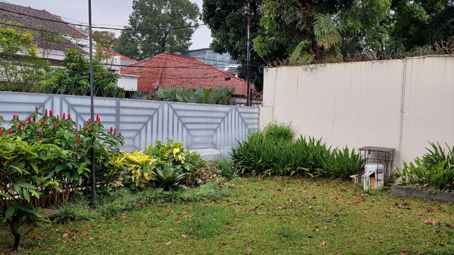 Rumah siap huni di Kebayoran Baru