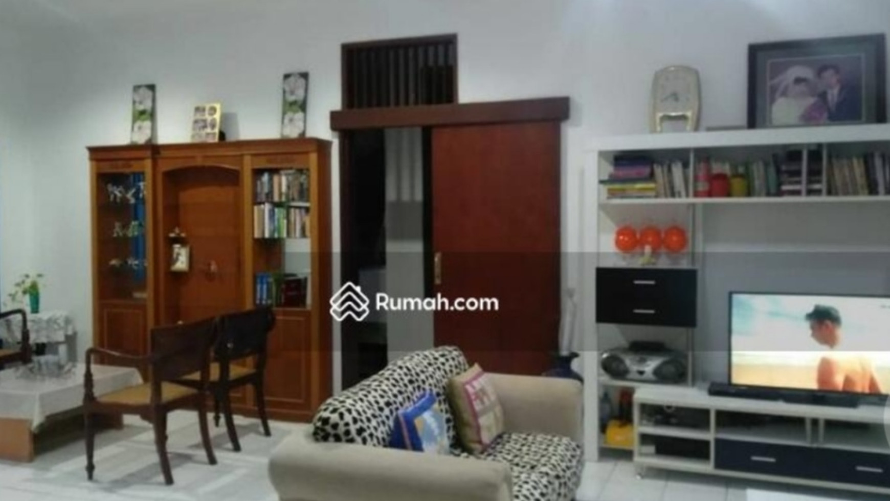 Hot Properti. Rumah Bagus Villa Melati Mas, Serpong