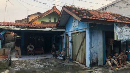 Rumah Kaveling Tanah Dekat Stasiun Kereta Margajaya Bekasi Selatan