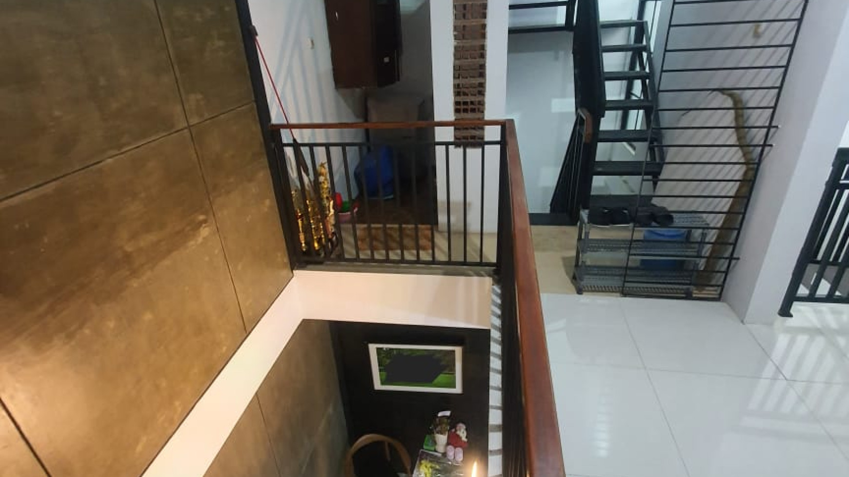 Rumah Bagus, Cantik, dan Nyaman dalam Cluster di Bintaro