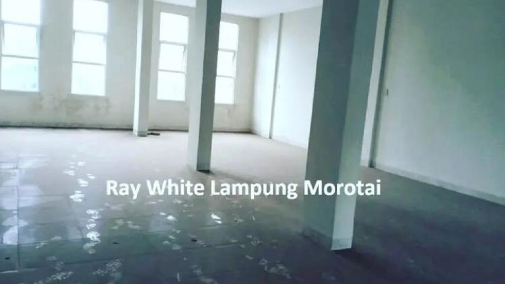 Ruko 2 pintu 3 lantai murah di Enggal Bandarlampung