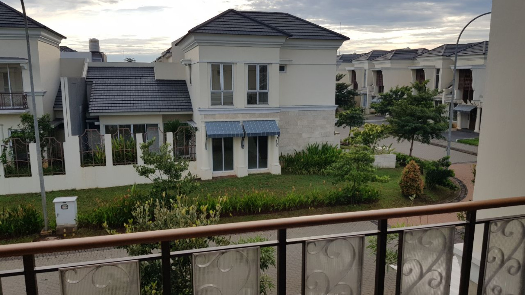 Turun harga Rumah Greenwich Park Cluster Sheffield, BSD 