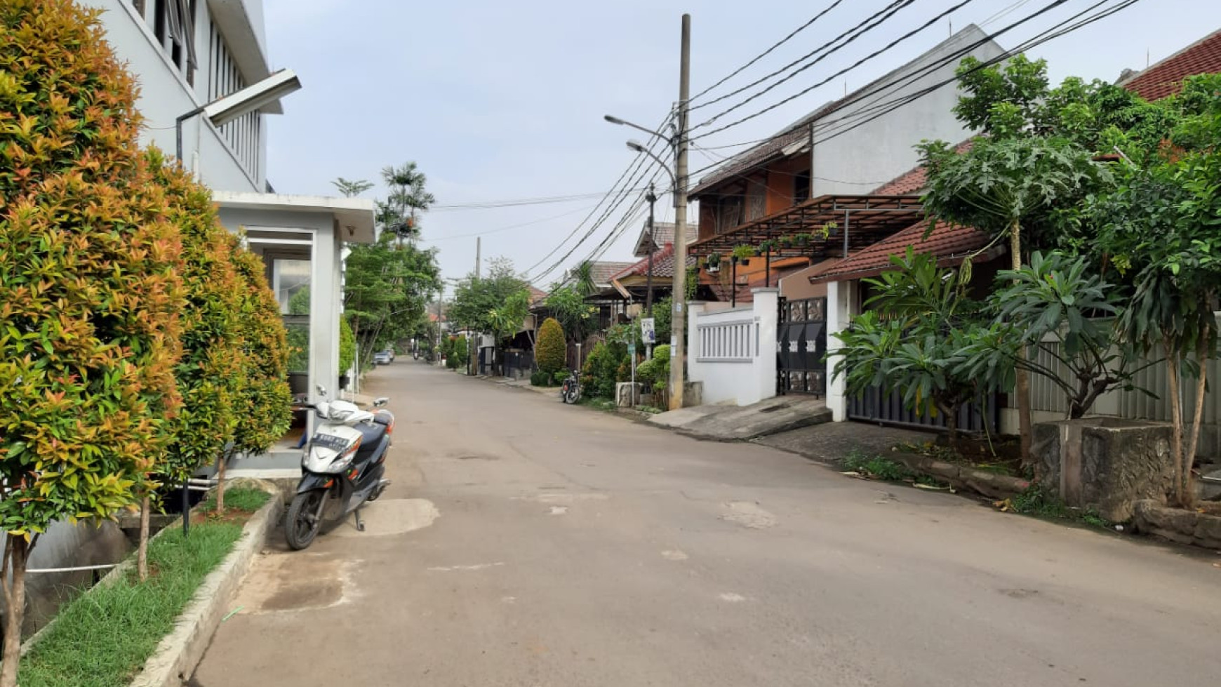 Rumah Gaya Bali di kawasan Pondok Safari Indah Pondok Aren Tangerang Selatan