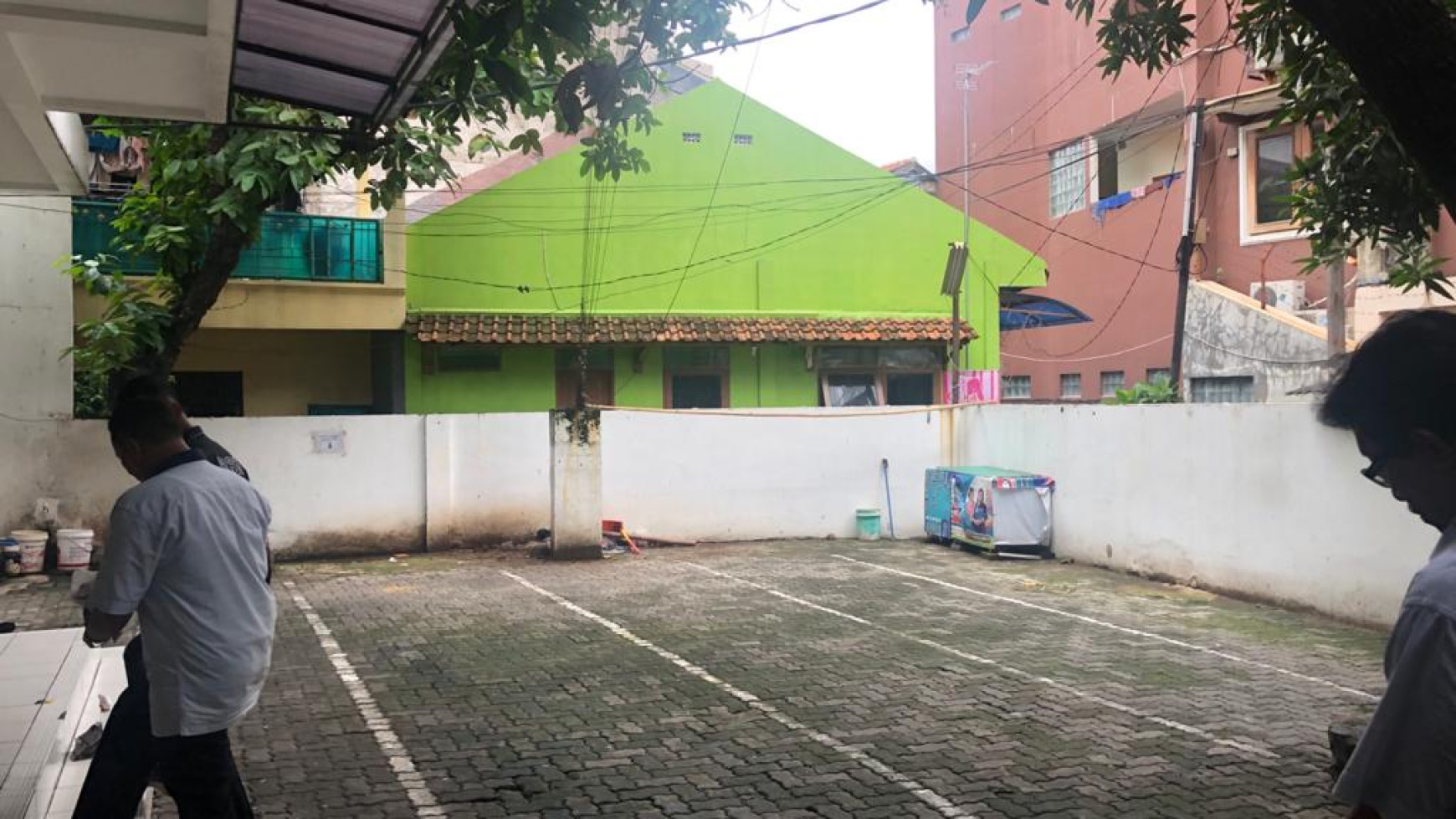 GEDUNG 4 LANTAI JL. SALEMBA TENGAH EX KAMPUS SIAP PAKAI UNTUK KOMERSIAL