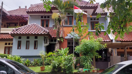 Dijual rumah siap huni di pesona Bali view ciputat