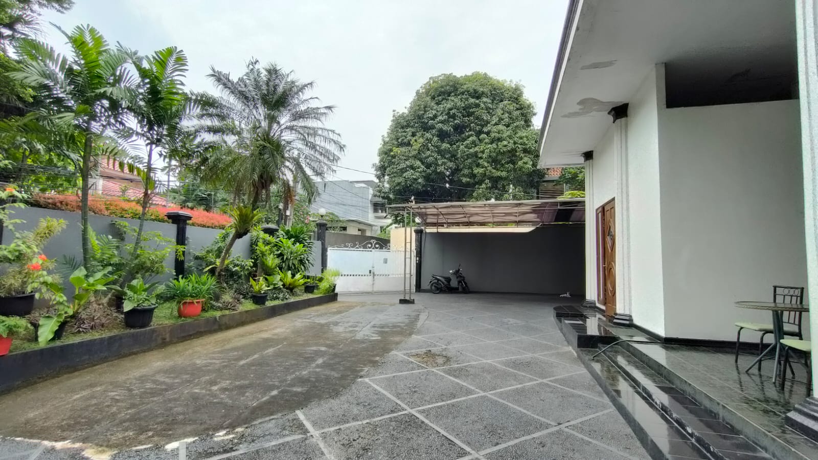 rumah klasik di jakarta selatan