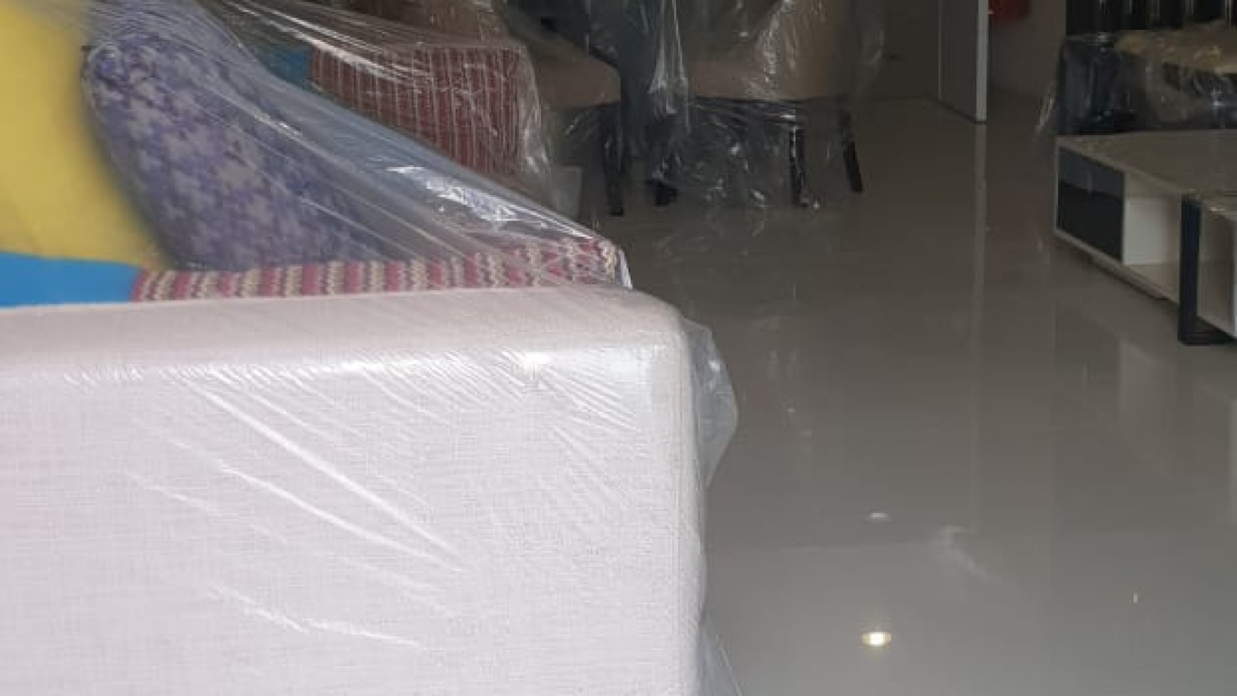 Apartment Trillium Surabaya Pusat. 3 Kamar Full Furnish Ready