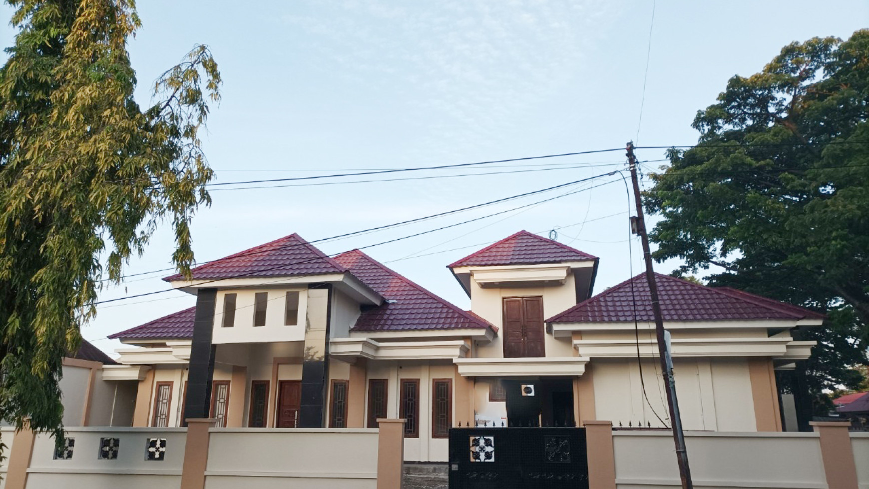 Disewa Gedung Kantor Lokasi Strategis dan Ramai @Jl KS Tubun, Makassar