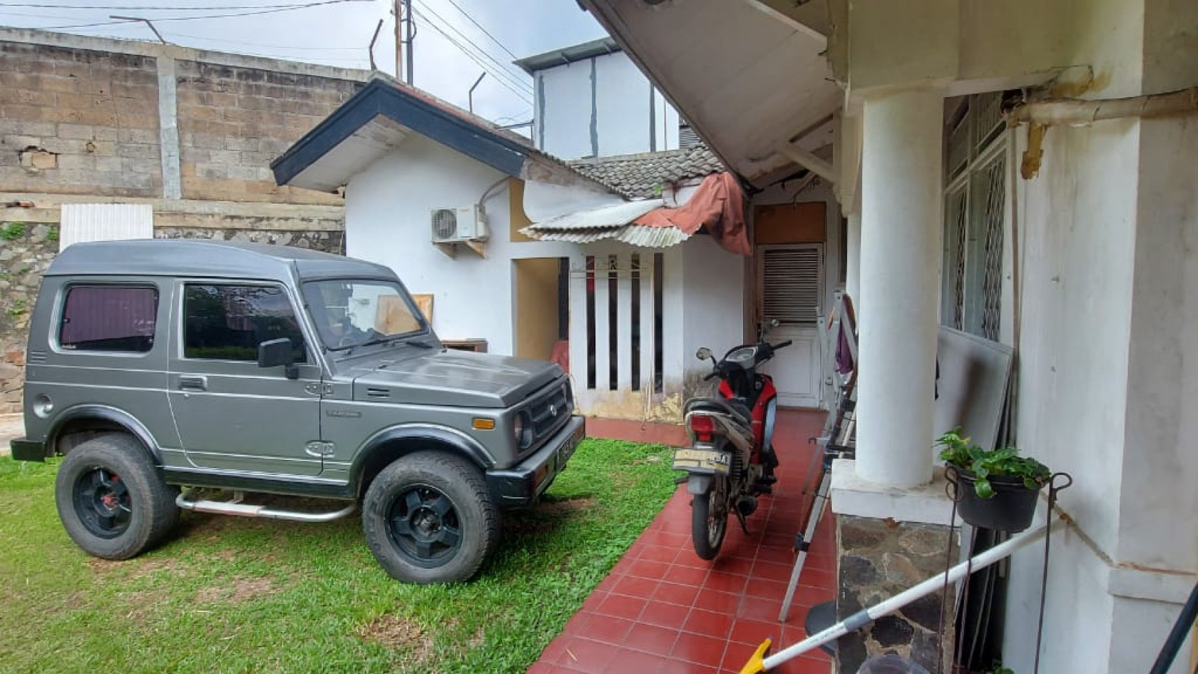 Rumah Siap Huni dengan Kondisi Terawat Bintaro Jaya @Mertilang