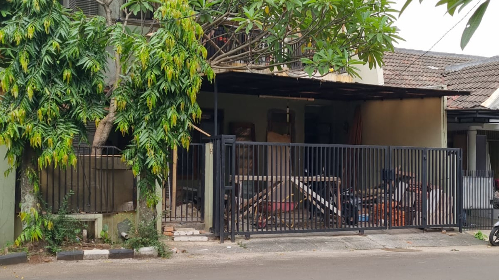 Rumah Lokasi Strategis Bintaro Jaya Sektor 9