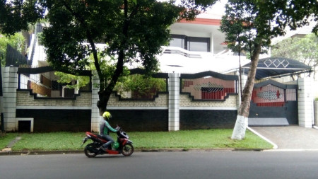 Dijual Cepat  Rumah Mewah  Di Pondok Pinang, Jakarta Selatan.