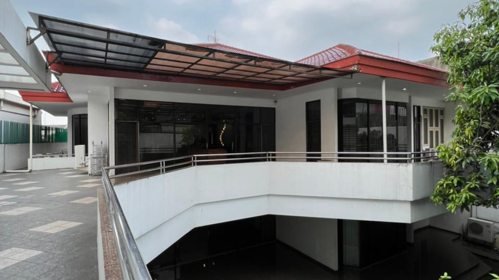 Dijual Cepat  Rumah Mewah  Di Pondok Pinang, Jakarta Selatan.