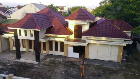 Dijual Gedung Kantor Lokasi Strategis dan Ramai @Jl KS Tubun, Makassar