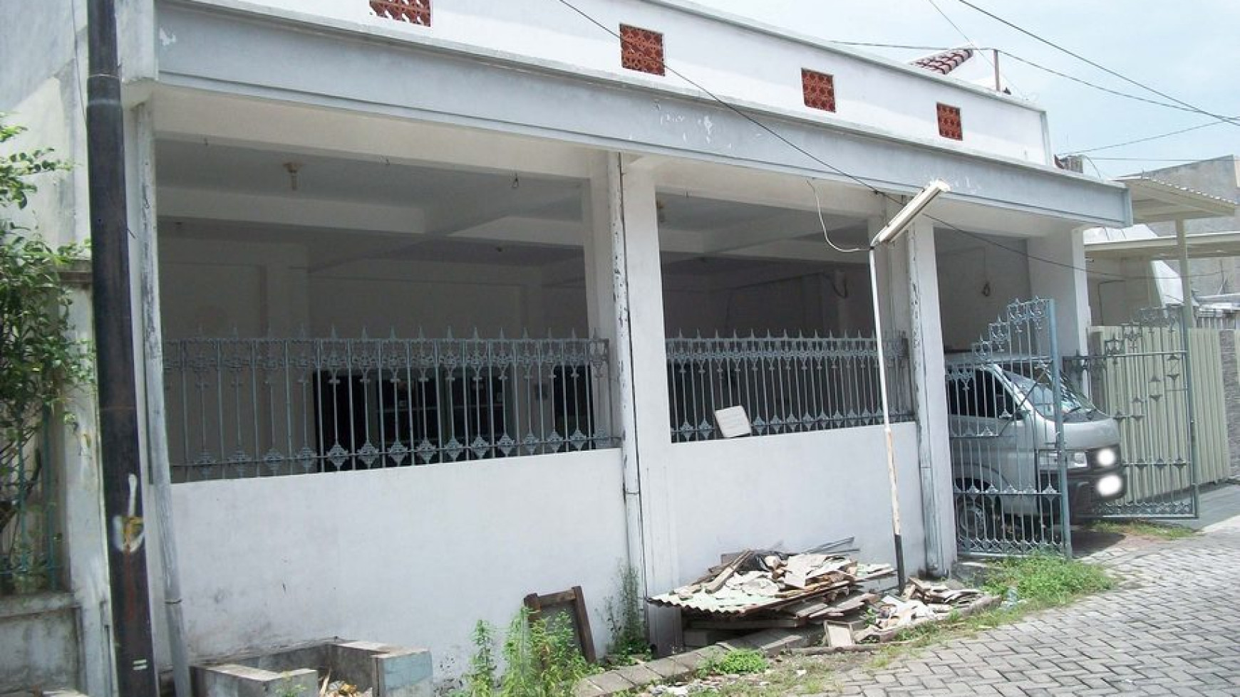 Rumah di Tanjungsari Baru Kec.Sukomanunggal, Bagus + Terawat