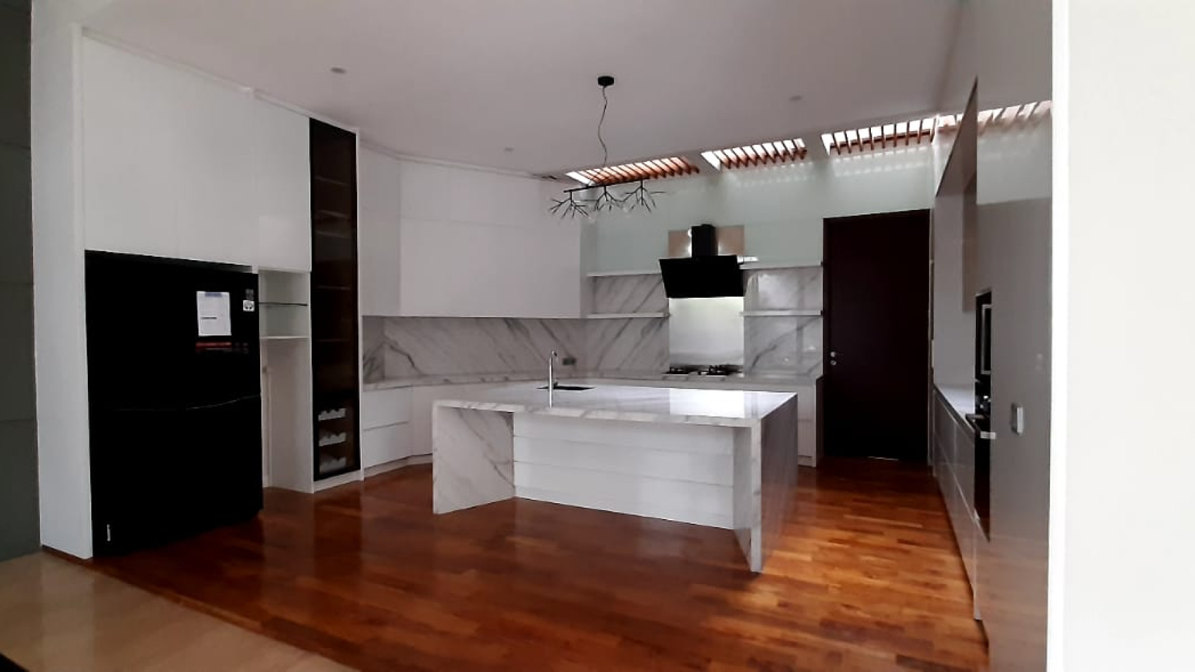 Exclusive New house  At exclusive area Terrace Golf