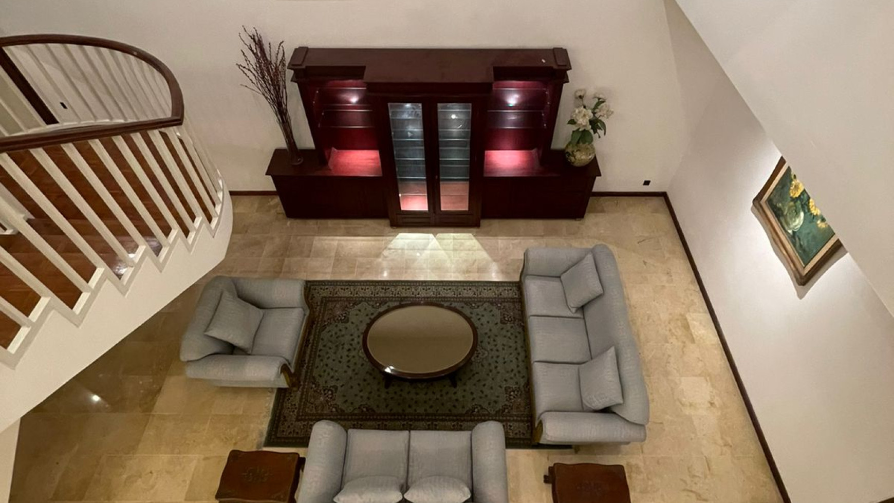 Rumah Luas Sangat Siap Huni Fully Furnished Di Area Elite Permata Hijau