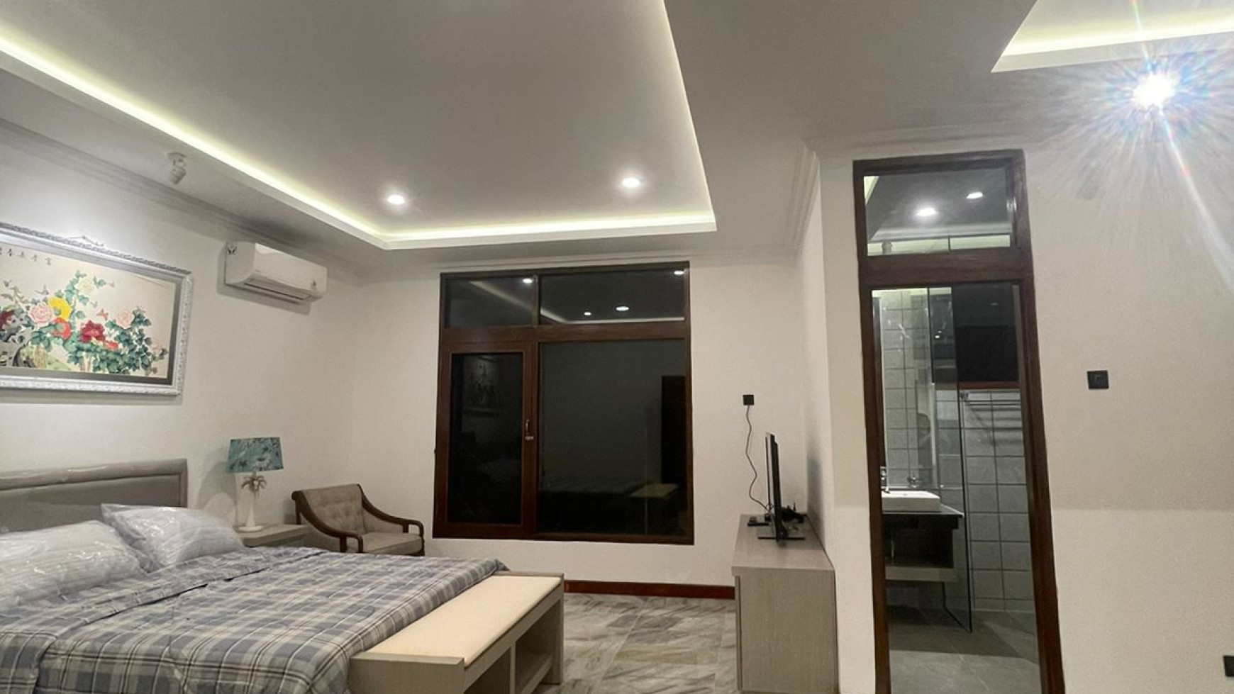 Rumah Luas Sangat Siap Huni Fully Furnished Di Area Elite Permata Hijau