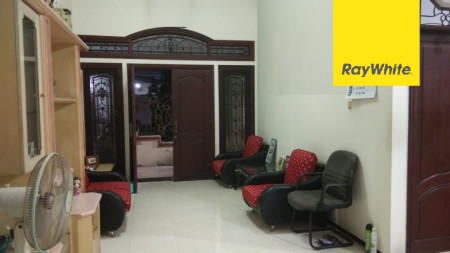 Rumah SHM 2,5 Lantai di Gianyar Purimas Surabaya