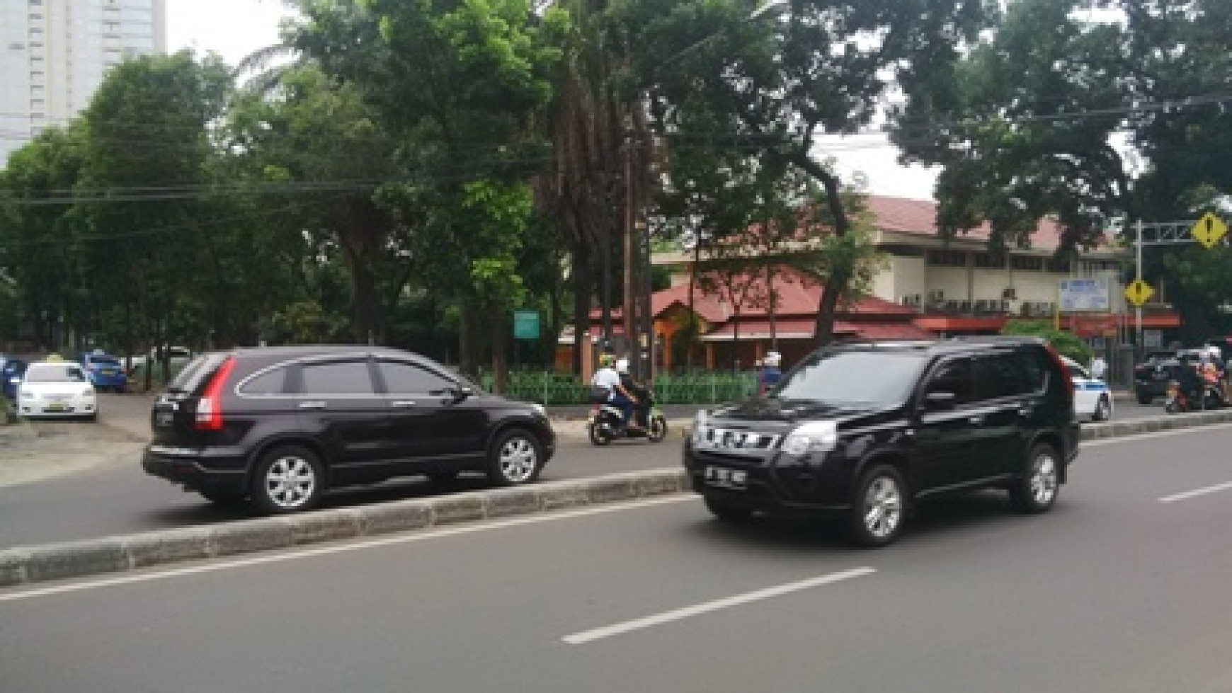 DIJUAL Rumah Pinggir Jalan Raya Pakubuwono Jakarta Selatan