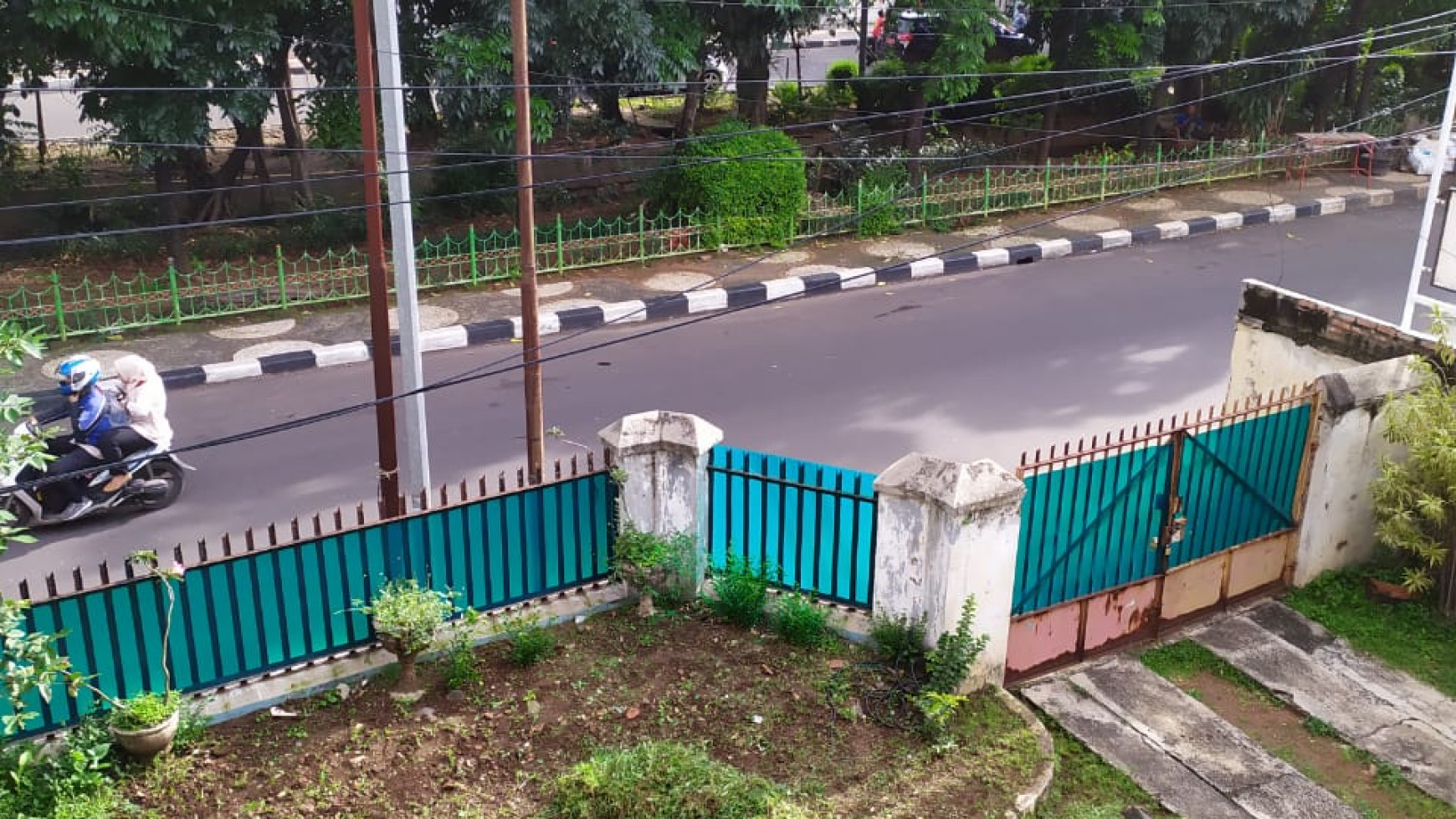 Dijual tanah dan bangunan di Rawamangun, Jakarta Timur