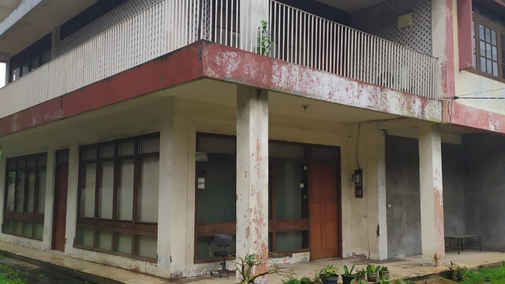 Dijual tanah dan bangunan di Rawamangun, Jakarta Timur