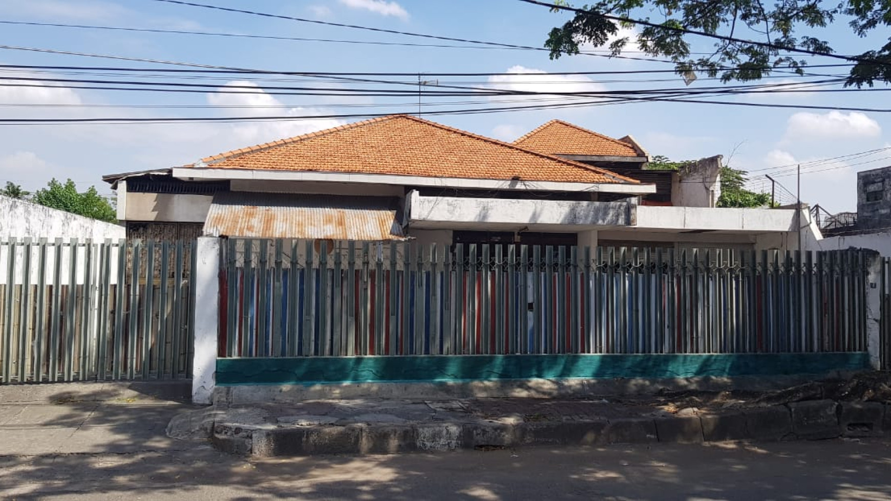 Rumah di Pusat Kota Surabaya Jalan Sam Ratulangi