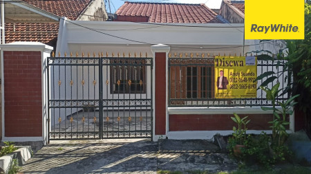 Rumah 1,5 lantai di Ngagel Wasana, Surabaya