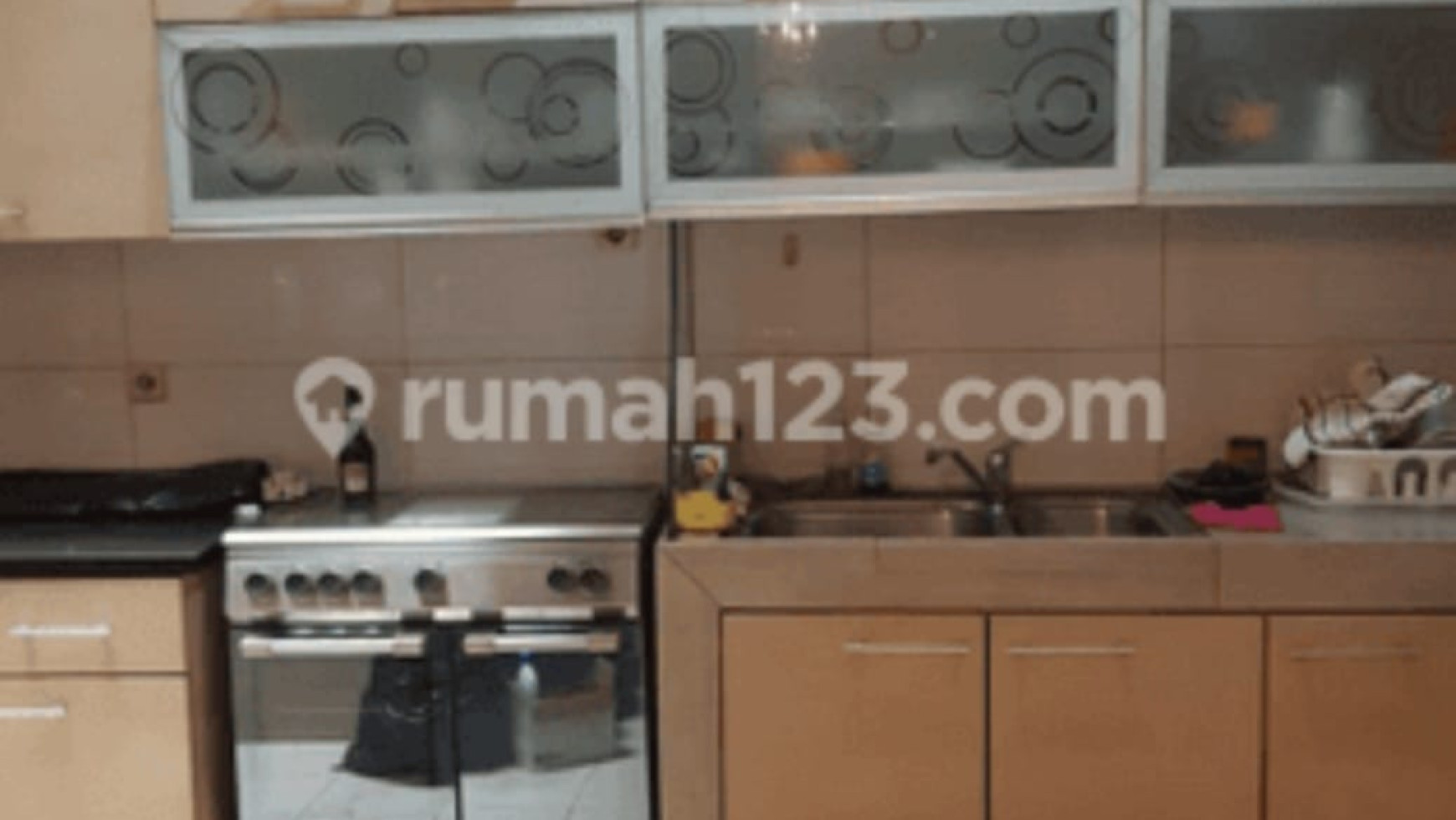 Rumah Siap Huni Semi Furnished dan Hunian Nyaman @Taman Senayan, Bintaro