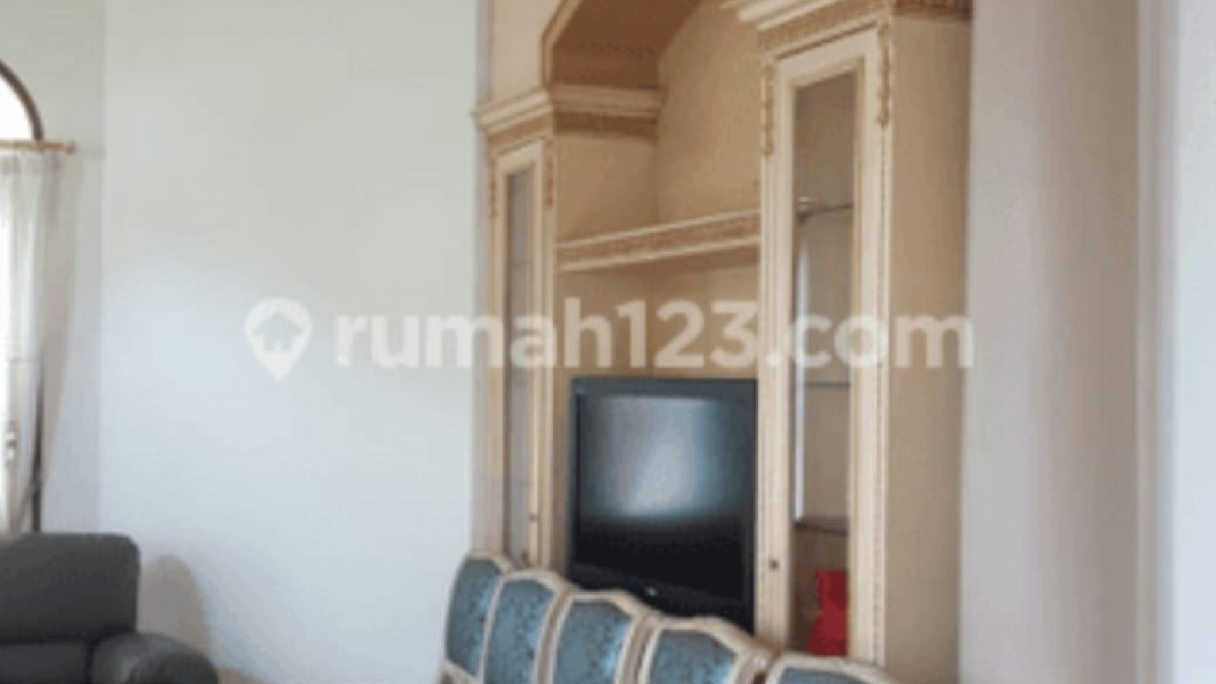 Rumah Siap Huni Semi Furnished dan Hunian Nyaman @Taman Senayan, Bintaro