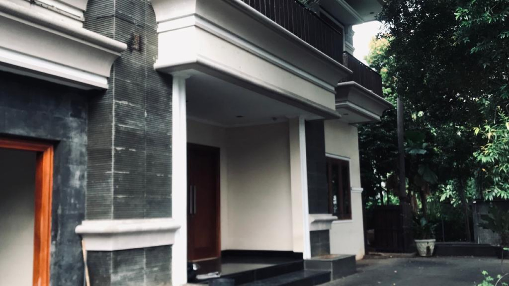 Rumah Asri Bukit Gading Villa Komplek Kintamani, Kelapa Gading