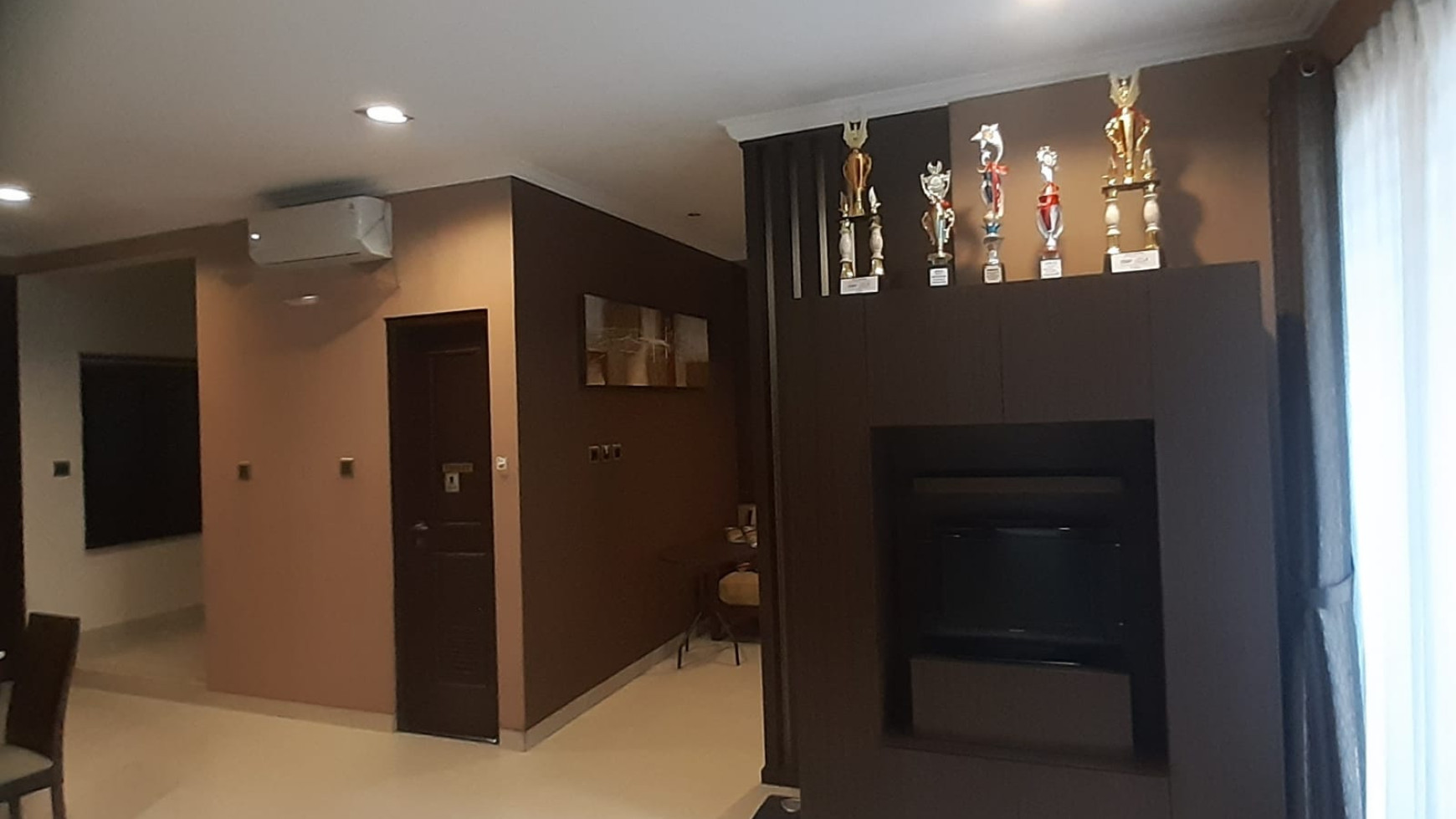 Rumah Cantik Siap Huni Full Furnish di Mitra Gading Villa (MGV)