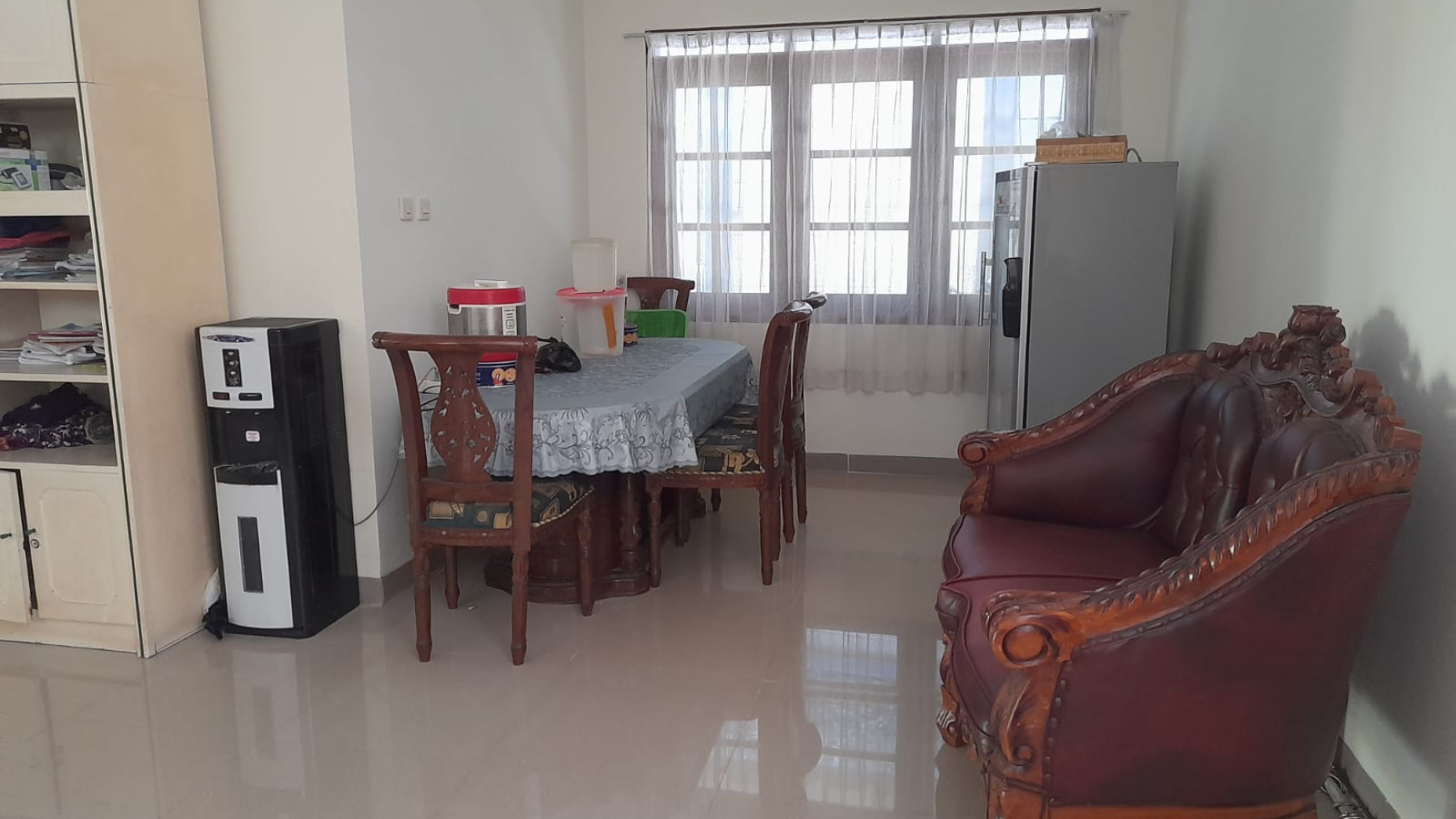 Rumah Nyaman Semi Furnished di Bumi Sariwangi, Bandung