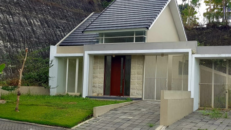 RUMAH MINIMALIS SIAP HUNI,COCOK UNTUK PASANGAN BARU,DLL