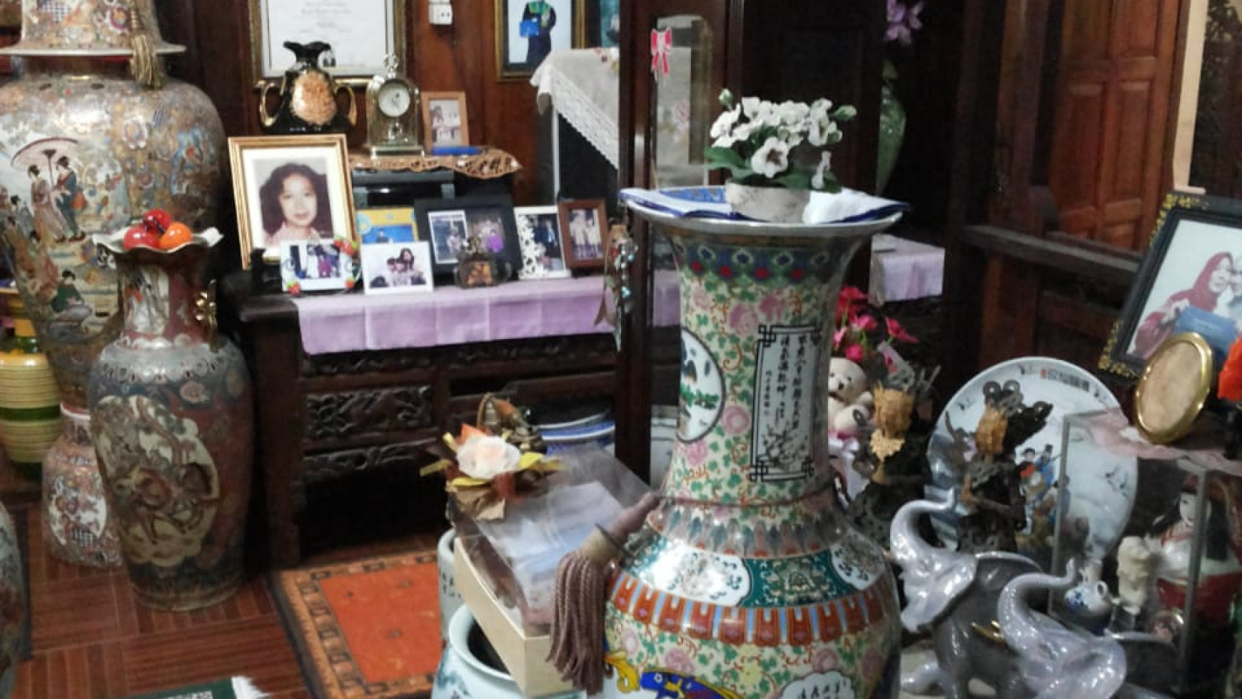 RUMAH MEWAH FULL FURNISH DI PERUM HARMONI, PONDOK PERMATA