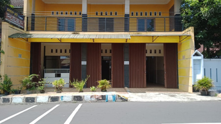 RUKO+RUMAH 11 KAMAR, DI JL ABIMANYU, MAGELANG TENGAH, KOTA MAGELANG