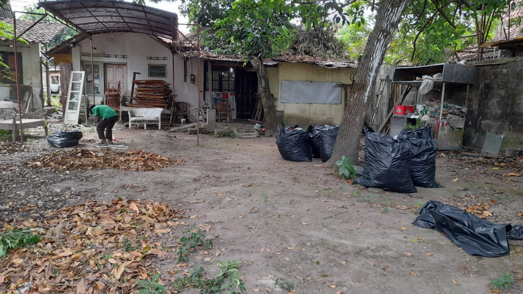 TANAH PEKARANGAN SELUAS 604 METER PERSEGI DI MANTRIJERON, YOGYAKARTA