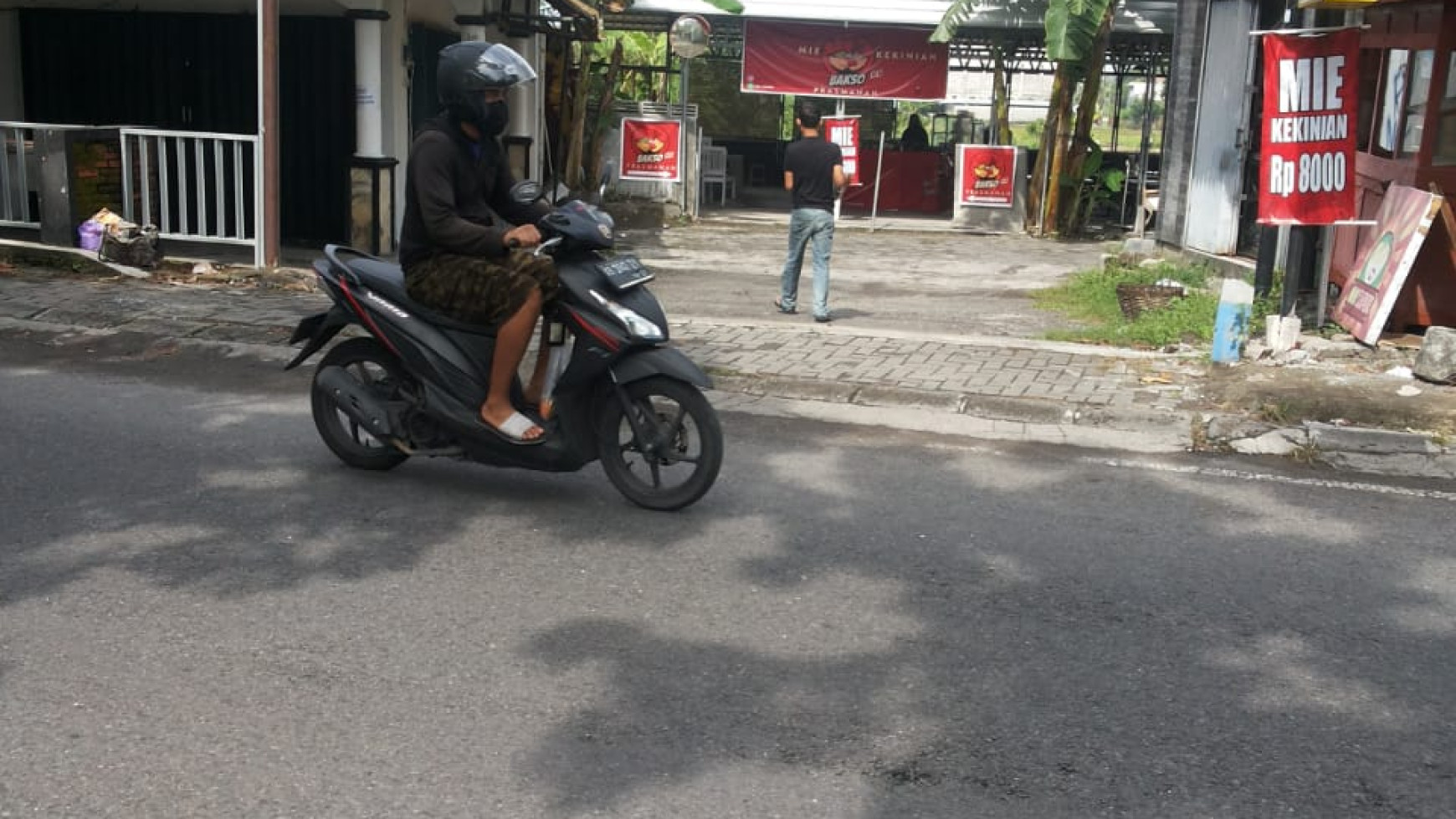 TANAH SWAH 808 METER PERSEGI, LOKASI STRATEGIS DI DEKAT SETURAN, SLEMAN