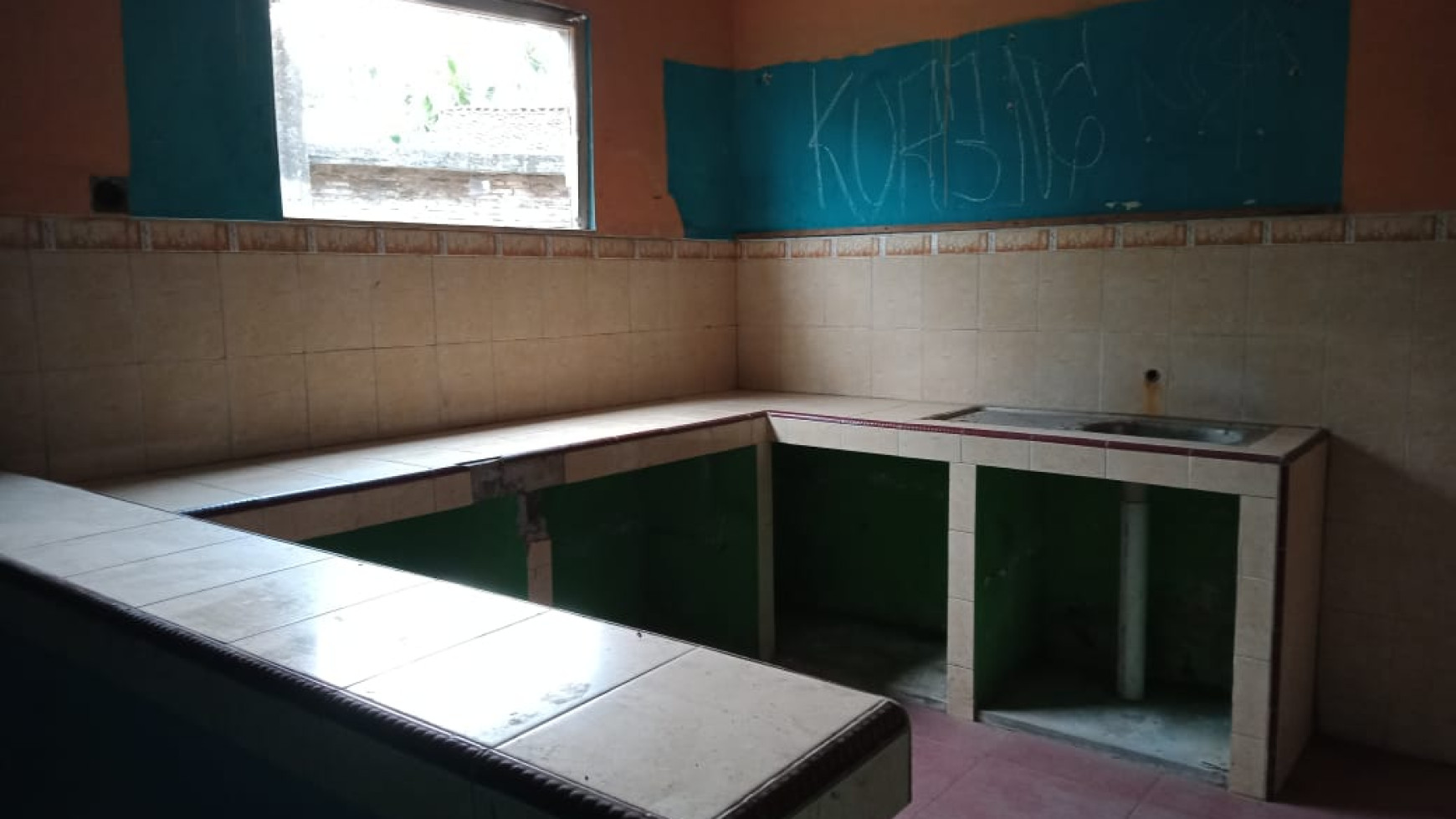 TANAH DAN BANGUNAN DI SOBOKARANG DI GIRIREJO, MAGELANG