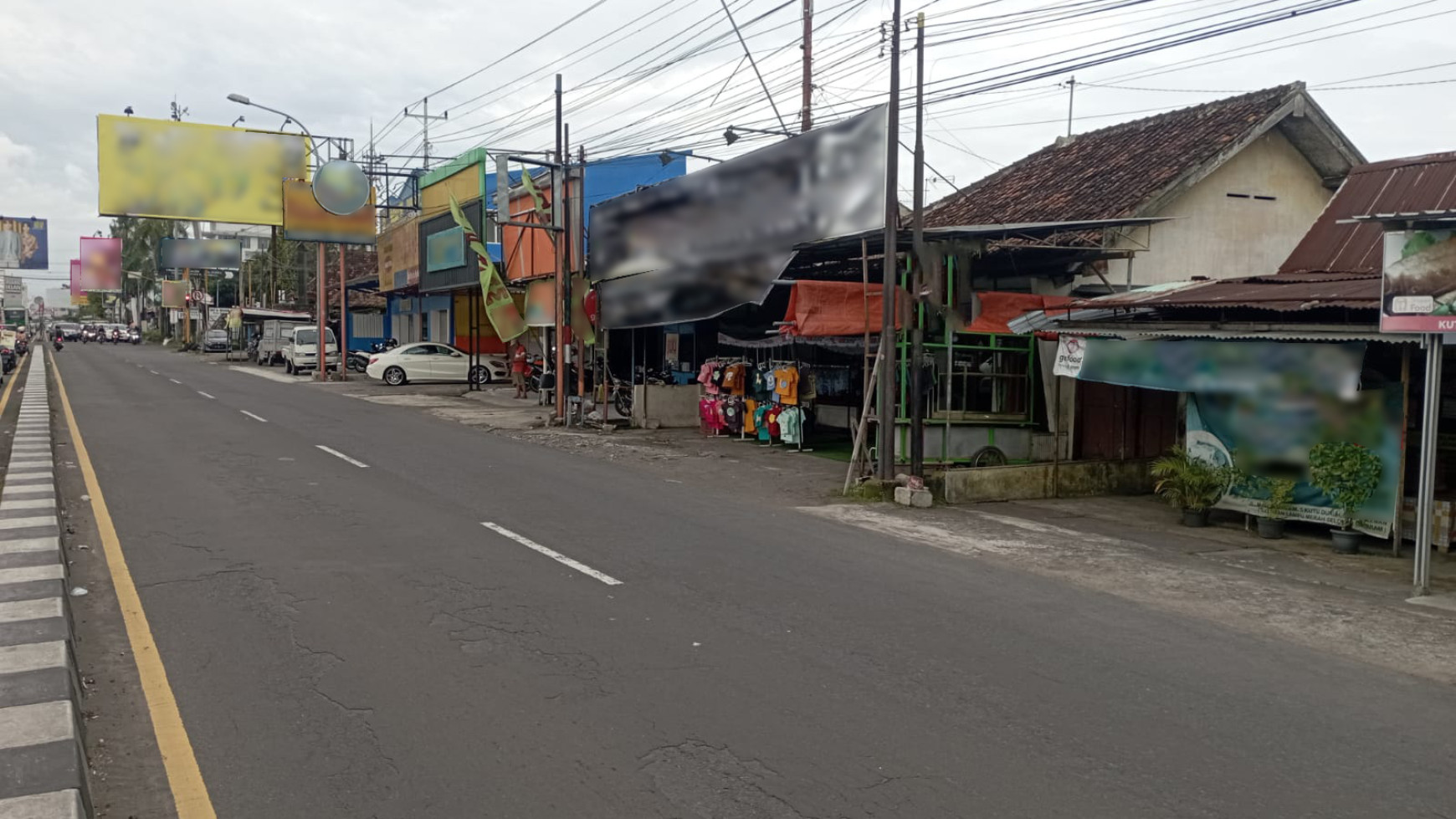 Tanah + Bangunan Cocok Untuk Usaha Di Jl Magelang Km 5