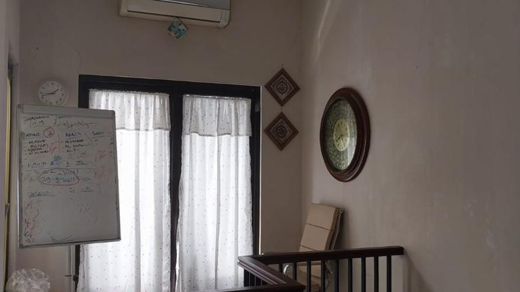 Rumah Bagus Di Cluster Fedora Graha Raya Bintaro Jaya