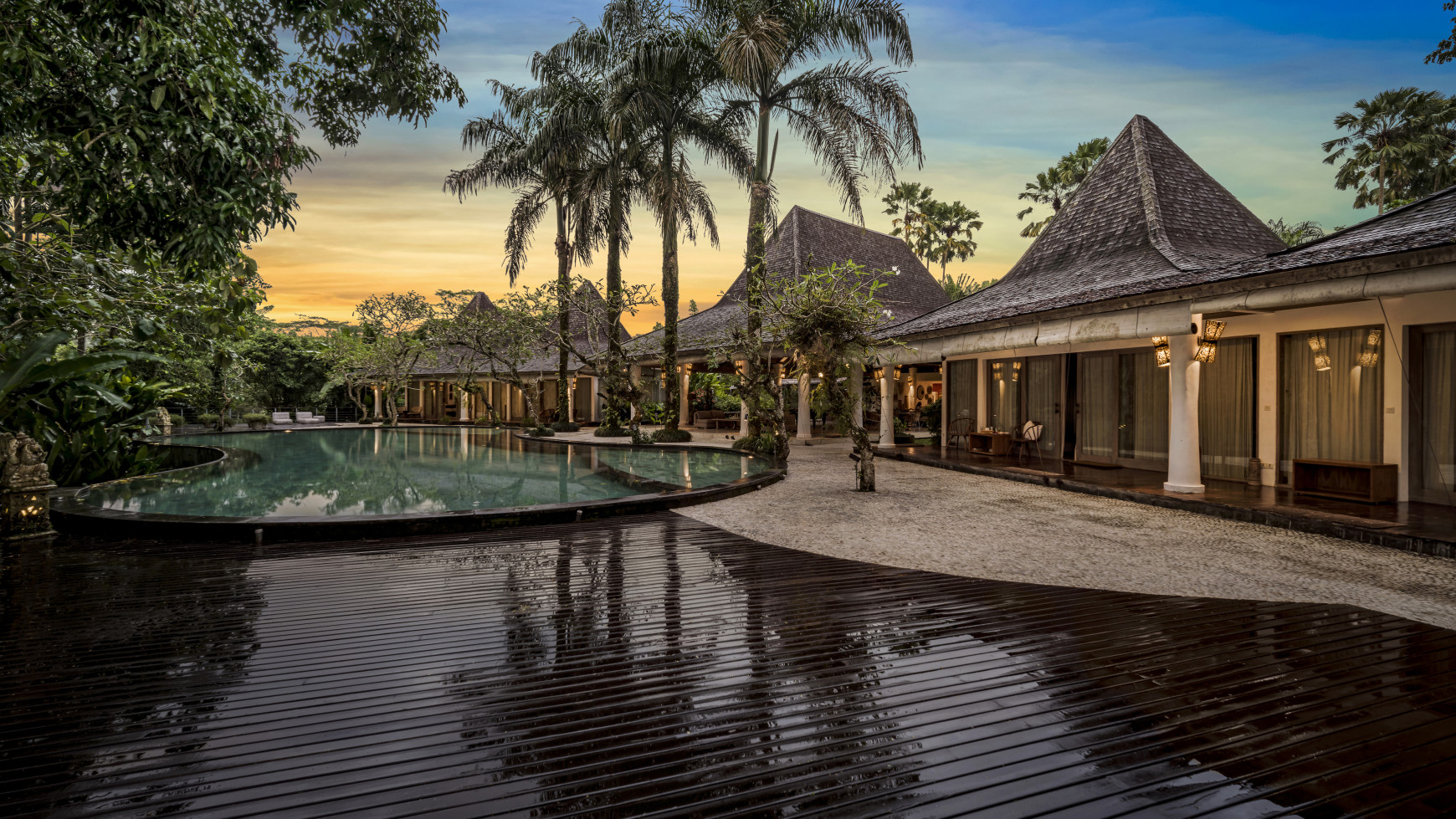 Amazing Luxury Private Resort on 6550 sq m of Freehold Land In The Heart Of Ubud [5 star rated on TripAdvisor]