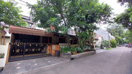 Rumah lingkungan aman dan nyaman di Bintaro