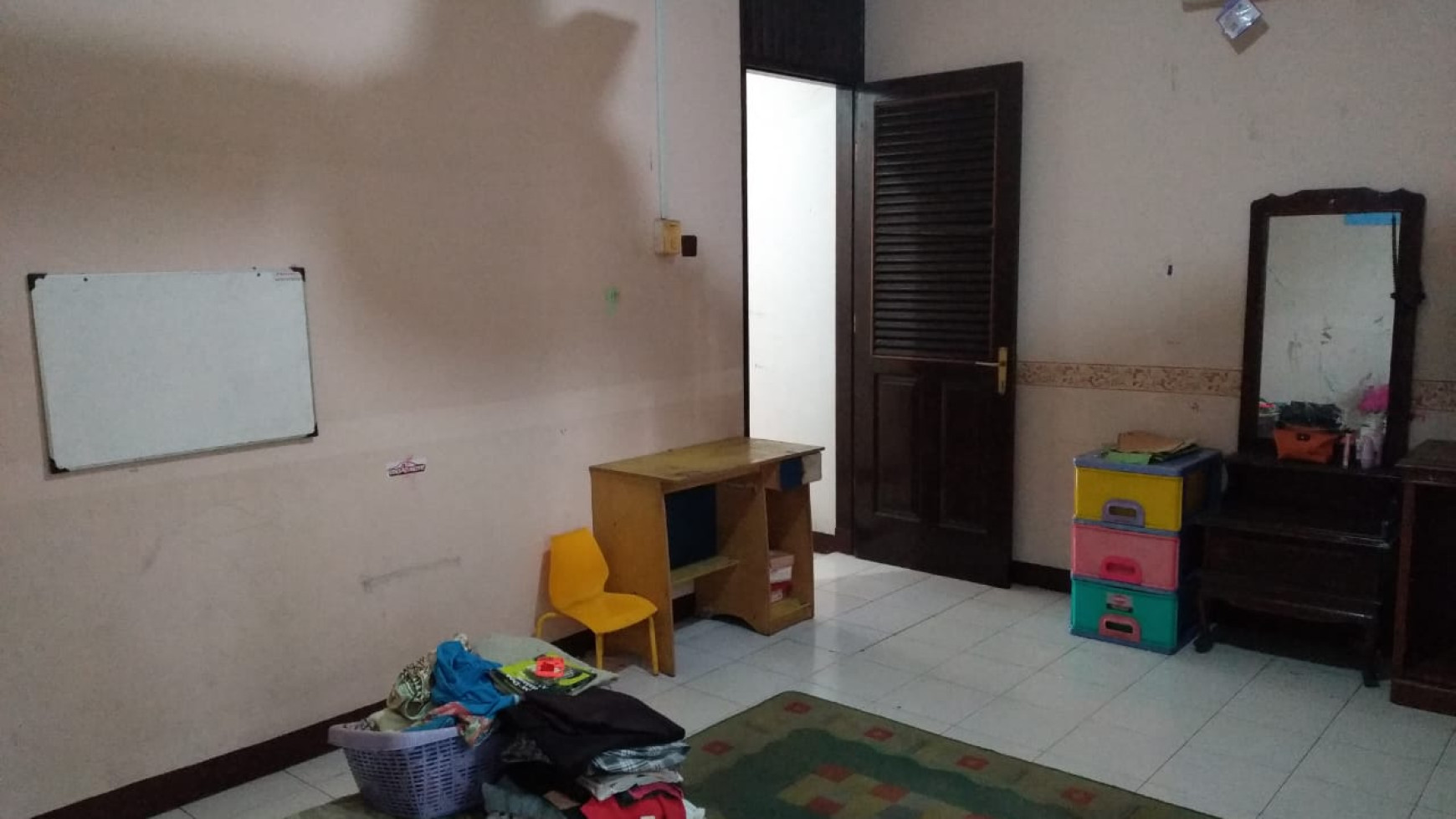 Rumah Luas Hitung Tanah Saja Ada Kontrakannya 9Pintu Di Area Jl Cempaka Rempoa 