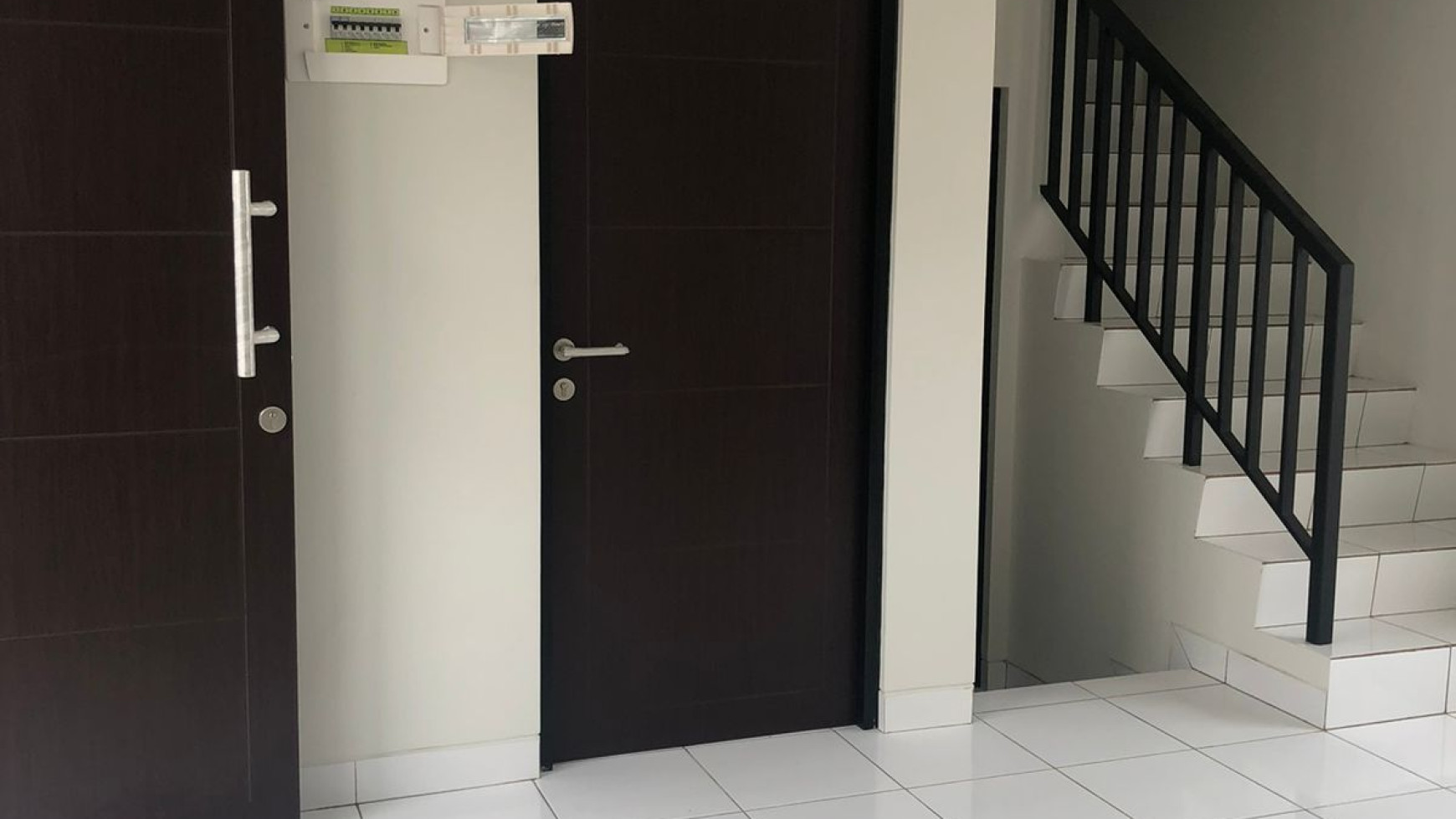 Rumah Minimalis Modern di Summarecon, Bandung