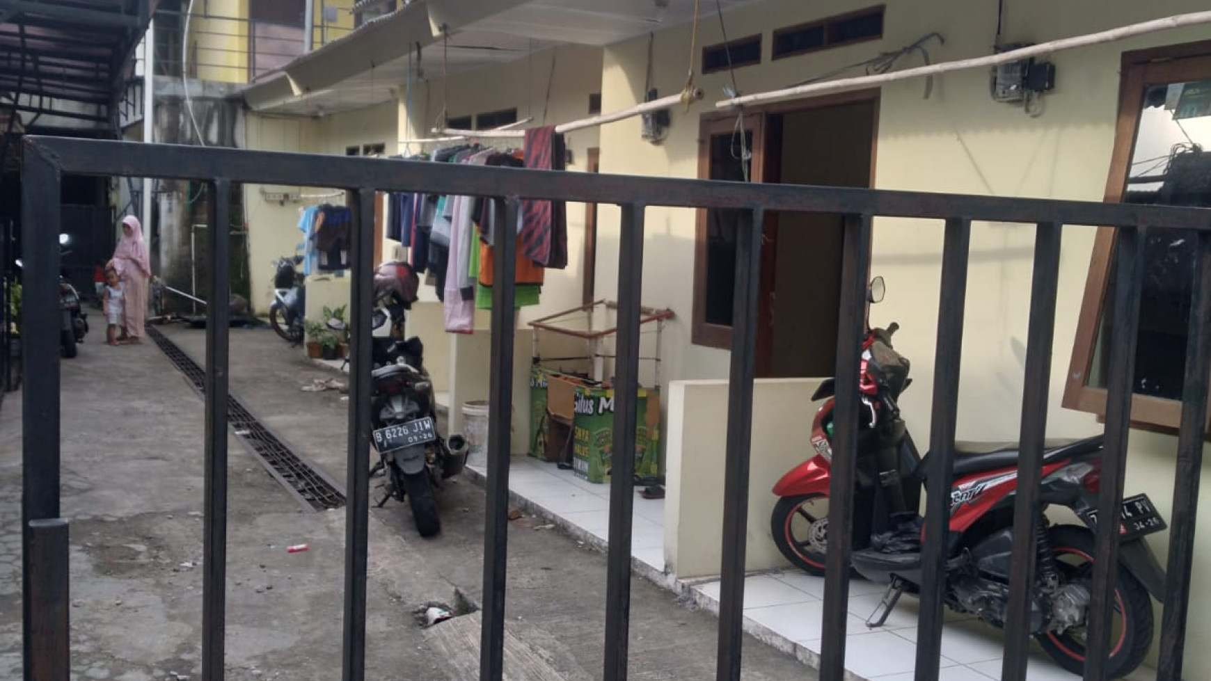 Kontrakan 6 Pintu di Perigi -  Pondok Aren