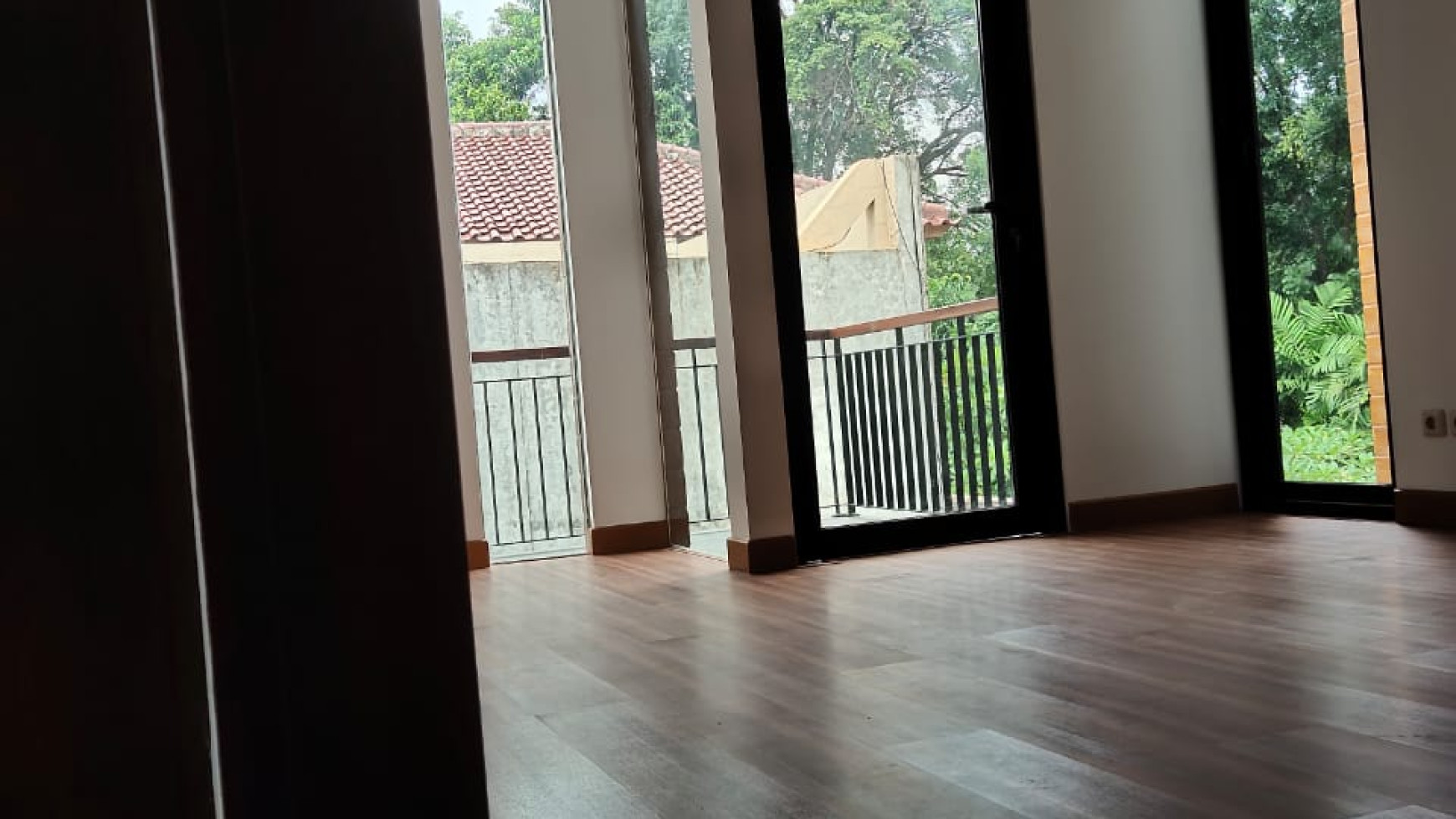 Brand New Rumah Siap Huni dengan Konsep Modern @Kebayoran Baru