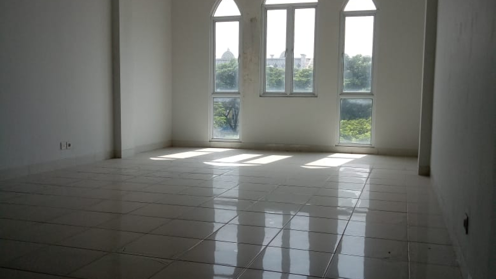 Dijual Rugi Ruko Mendrisio Square Dibawah Harga Beli